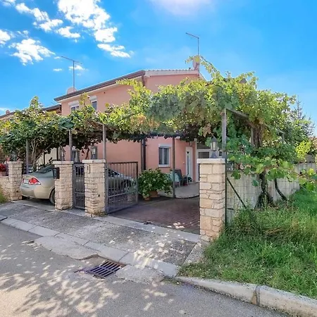 Stelia Novigrad Istria